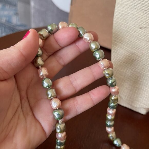 Pearl Bead Necklace and Bracelet Set - Picture 11 of 11